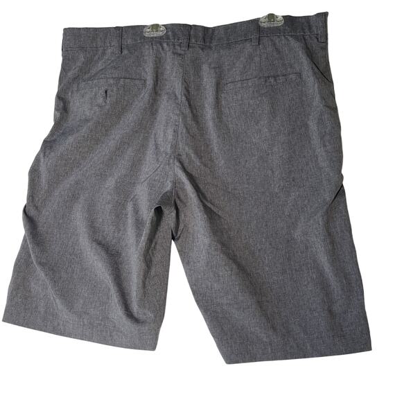PGA Tour Men's Performance Golf Shorts Flat Front Dark Gray Size 38 Waist - Picture 3 of 4